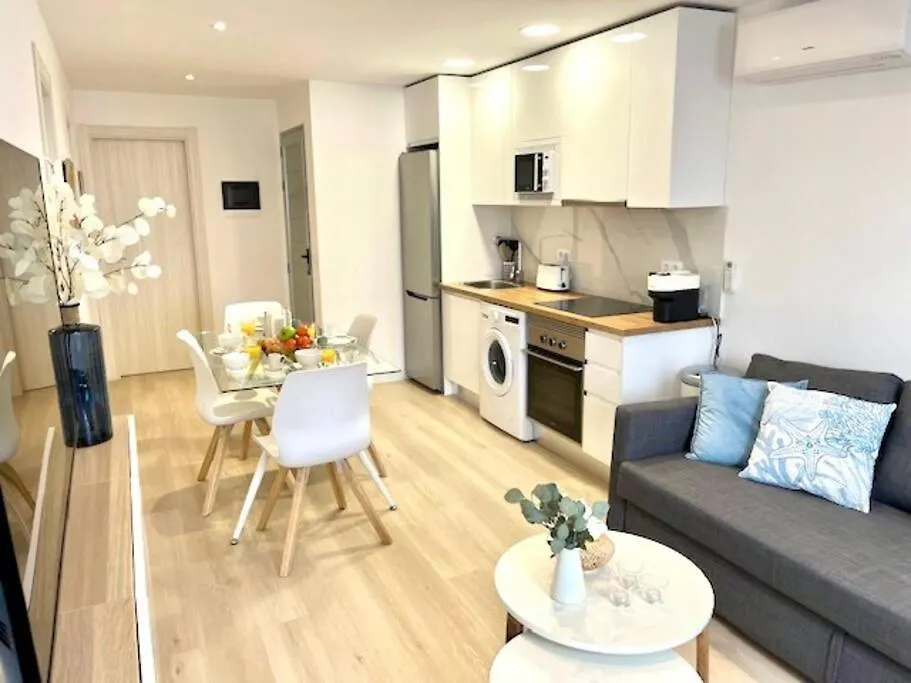 Casa Ocean Bliss - Stunning 2 Bedroom Apartment In A Perfect Location - Rociega 35 Complex Puerto del Carmen  Puerto del Carmen (Lanzarote)