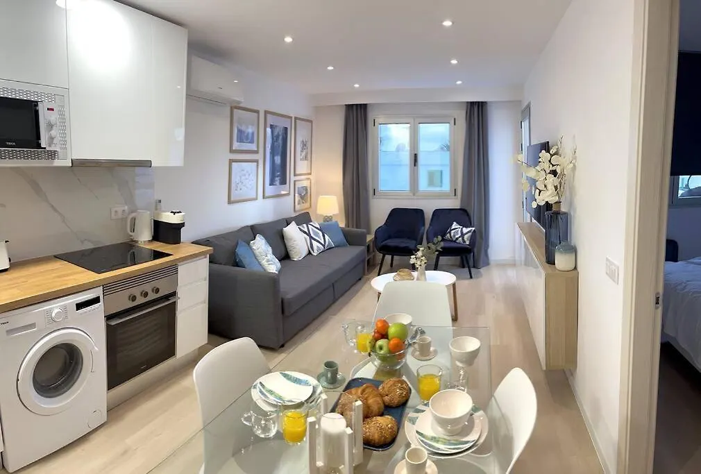 Casa Ocean Bliss - 2 Bedroom Apt On Rociega 35 Complex - Perfect Location Near Casino And Beach Puerto del Carmen  0*, Puerto del Carmen (Lanzarote) Spain